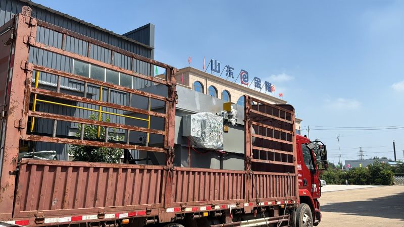 金日發(fā)貨！3立方平流式溶氣氣浮機(jī)助力水產(chǎn)加工污水處理 (2).JPG